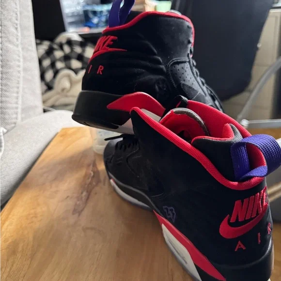 Air Jordan Nike MVP 'Raptors' sneakers. - Picture 4 of 5